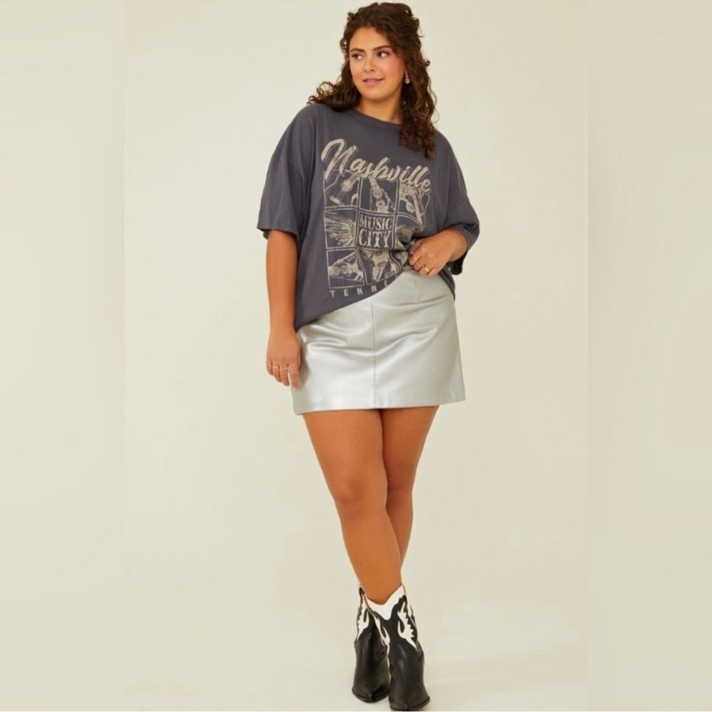 ARULA Metallic Silver Faux Leather Mini Skirt *NEW*